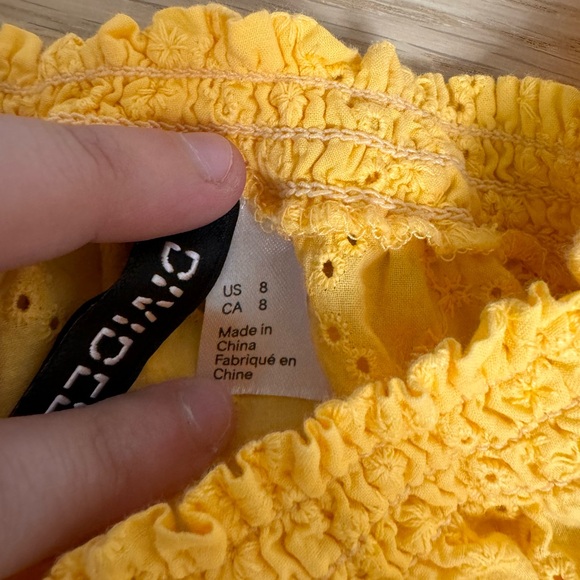 Yellow off the shoulder summer crop top - Picture 3 of 3